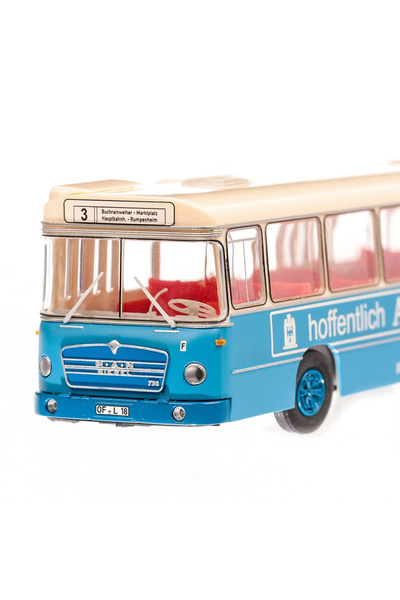 MC Sigilat- MAN 750 HO M11A 1974 Albastru cu Crem- Scara 1:87-