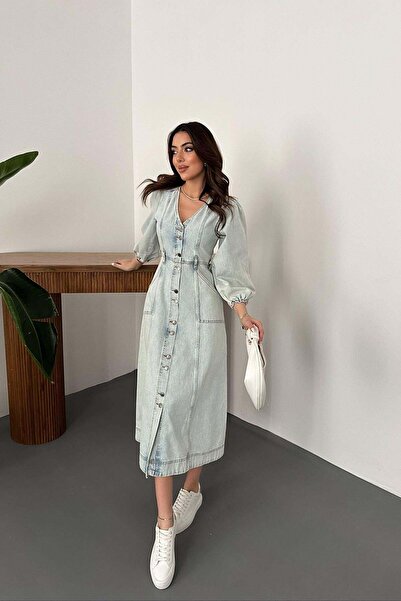 Moda Days فستان نسائي من قماش الدنيم بطول متوسط، بياقة على شكل حرف V وأكمام ب...