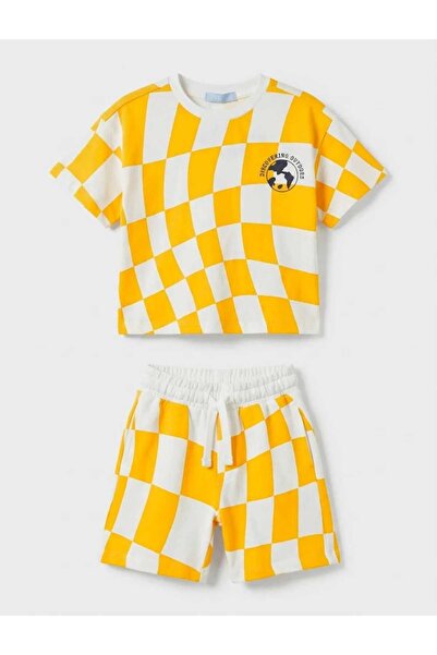 La ciel Paris Boys' Top and Bottom Set Yellow Checkered T-Shirt and Shorts Set