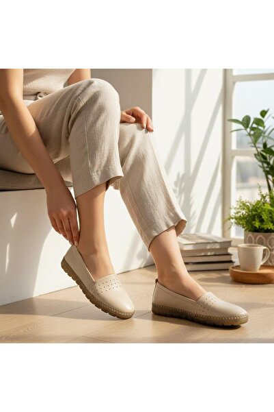 Bulldozer 261972 Women's Genuine Leather Gel Comfort Sole Casual Shoes