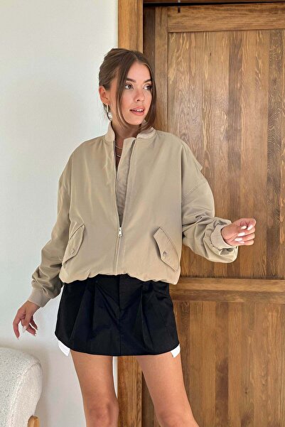Clothes Fast سترة نسائية من نوع بومبر بجيوب مزودة بسحاب وأكمام طويلة ومقاس عادي