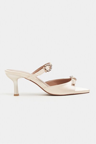 NİŞANTAŞI SHOES Calista Beige Satin Buckle Detail Pointed Toe Women's Heeled ...