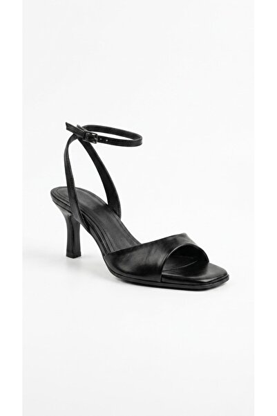 Ustalar Ayakkabı Çanta Black Women's Heeled Shoes 319.018-181