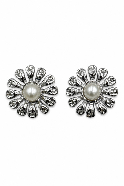 Jack Ferrero Daisy Patterned Pearl Detailed Gray Bijouterie Earrings