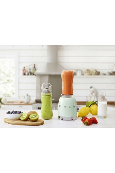 SMEG Blender sport PBF01PGEU