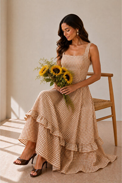 LADYA COLLECTION Coffee-Colored Plaid Skirt with Ruffle Detail at the Hem, Sq...