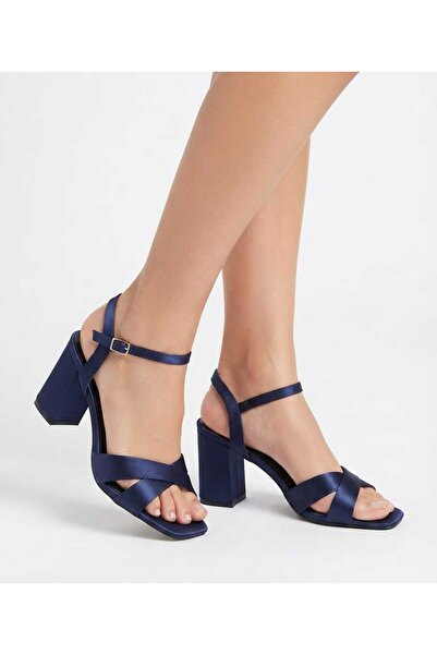 LIVONIA SHOES LACİVERT SATEN ÇAPRAZ BANT KALIN TOPUKLU ABİYE AYAKKABI