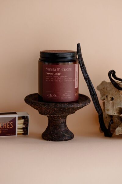 Echoes Candle & Scent Lab. Vanilla & Brioche Kokulu Kavanoz Doğal Mum 130 gr