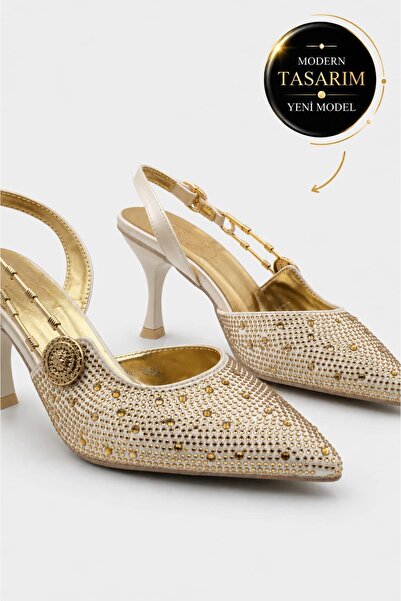 Ayakkabı Consept Women's Stiletto Classic Heeled Shoes Gold Chain Detailed Po...