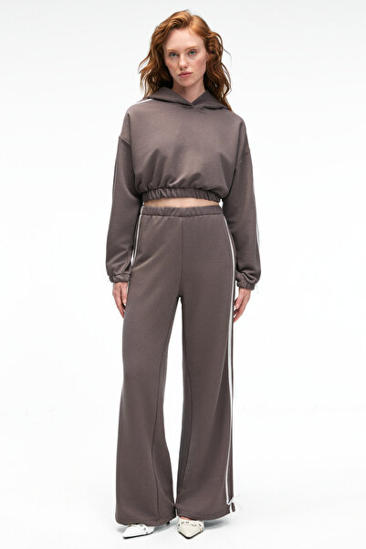 ETHIQUET Nyrella women's oversized anthracite sweatpants with side pockets an...