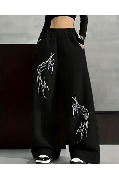 Toum Gothic Detail Printed Oversize Baggy Sweatpants