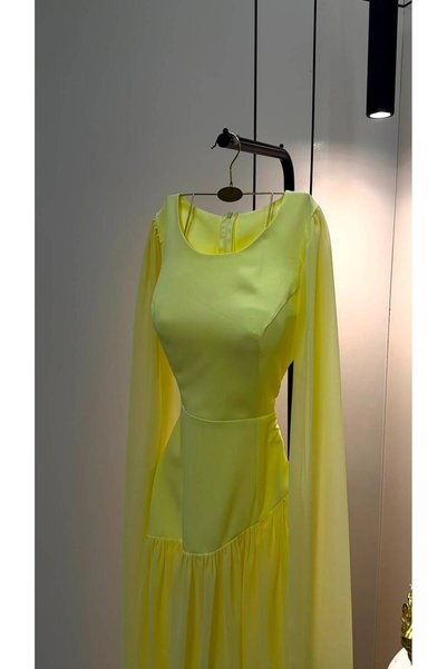 maria fashion Maram's dress