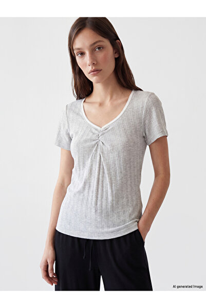 LC Waikiki Nevavm V-Neck Women's Pajama Top with Difference