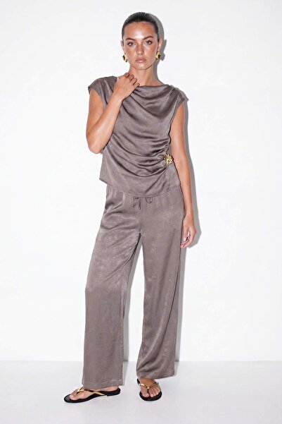 Drop by TrendyolMilla Mink Metal Accessory Detailed Satin Set Tdrss26Au00071