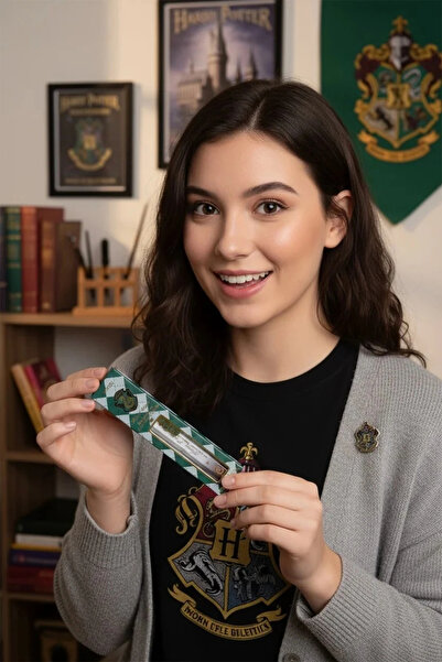 Miniso Harry Potter Lisanslı Slytherin Likit Mat Ruj (03) – Uzun Süre Kalıcı ...