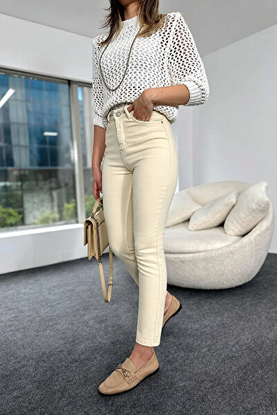 MAKRAS EXCLUSIVE A144713 Yüksek Bel Paçası Kesik Boyfit Jean Bej Mom Jeans Dar Paça Kot Pantolon