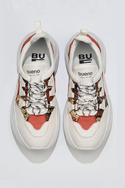 Bueno Shoes Дамски спортни обувки на платформа от бял коралов кожен материал ...