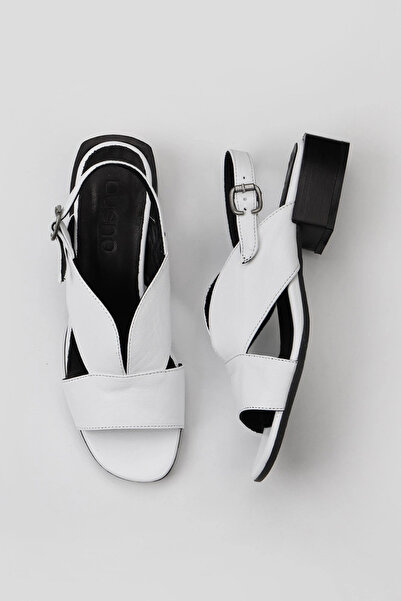 Bueno Shoes Δερμάτινα λευκά γυναικεία πέδιλα με τακούνι - 01wu2905