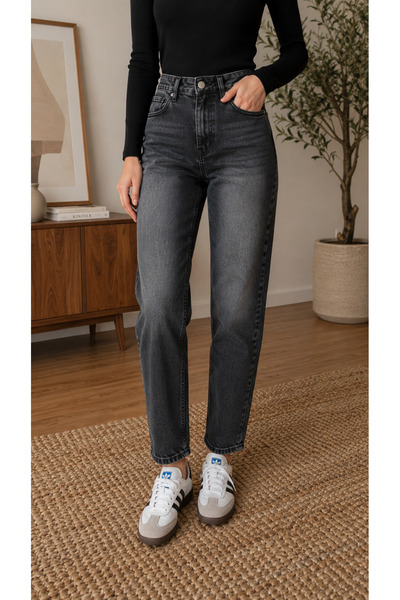 ZÉRIA Kadın Siyah Mom Fit Jean Yüksek Bel Rahat Kalıp Siyah Yıkamalı Denim Pa...