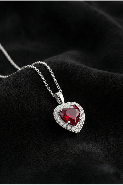 Roza Silver 925 Ayar Lal Taşlı Rodyum Pırlanta Görünümlü Kalp Gümüş Kolye