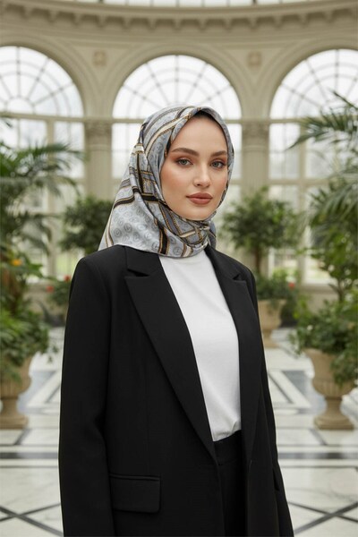 Vissona %100 Twill İpek Gold Şeritli Monogram Desenli Gümüş - Siyah Renkli 90...