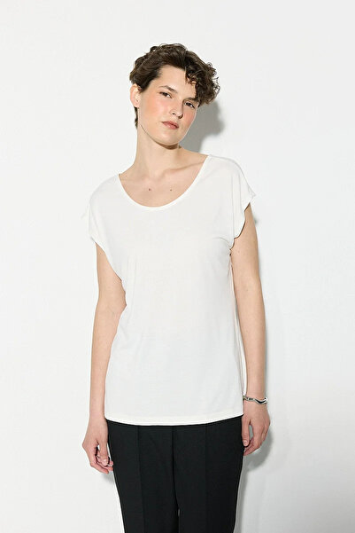 Gusto V-Neck Modal Knitted Blouse - White