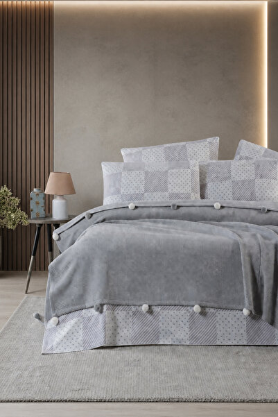 Vannes Home Canlı Renkli Ponponlu Çift Kişilik Pike Takımı 240x260 cm