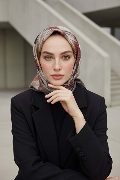 Vissona %100 Twill İpek Efektli ve Geometrik Desenli Bej - Kırmızı Renkli 90x...
