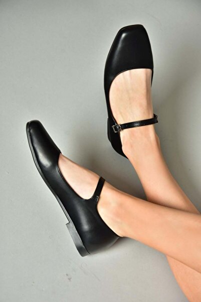 Fox Shoes S726252509 Czarne balerinki damskie