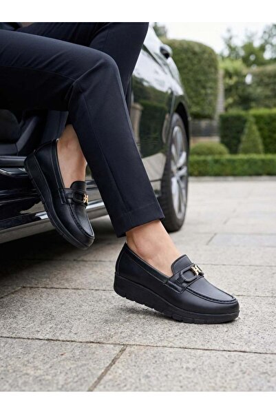 Nesil Shoes Neyna 1045 Siyah Dolgu Topuk Kadın Ayakkabı