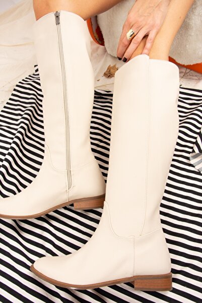 Fox Shoes حذاء نسائي من الجلد الصناعي باللون البيج J654065609