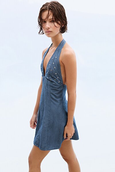 Pull & Bear Zımbalı kısa denim elbise