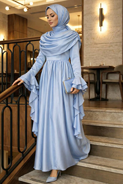 N.S NEVA STYLE فستان سهرة من الساتان باللون الأزرق الفاتح مع حجاب 55461BM