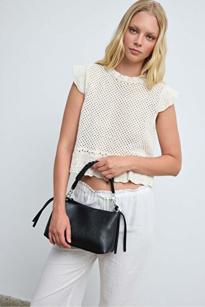 Shule Bags Bellum Chain and Tassel Crossbody Bag Black