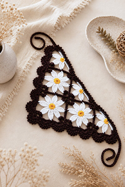 SUN BUTİK Brown Daisy Motif Hand Knitted Bandana