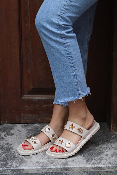 azza shoes SEASTAR شبشب من الجلد الصناعي مع ملحقات بحرية، أنيق ومريح