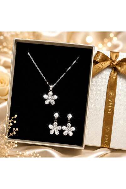 velve Set bijuterii Feeling, colier cu pandantiv si cercei model floare cu cr...