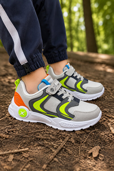 ALTUNTAŞ Boys' Velcro Non-Slip Sole Casual Sports Shoes Sneaker School Shoes
