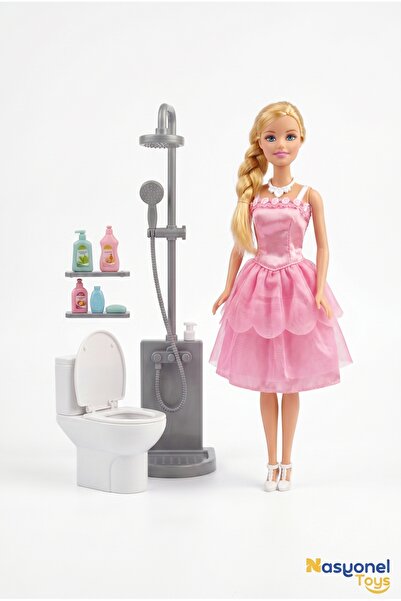 NASYONEL TOYS Kız Çocukları İçin Pembe Elbiseli Oyuncak Bebek ve Banyo Seti A...
