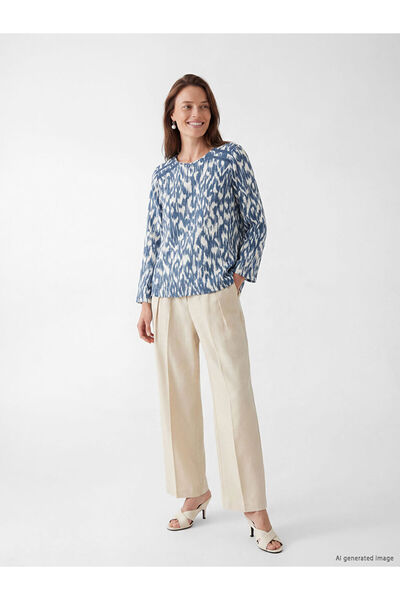 LC Waikiki Crew Neck Patterned Blouse