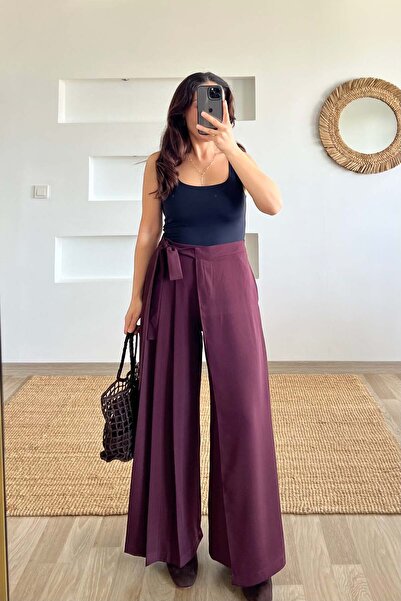 butikhola Burgundy Self-Tie Belted Pleated Trousers