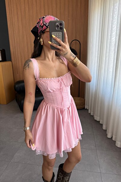 Blanco Pembe Güpürlü Mini Elbise
