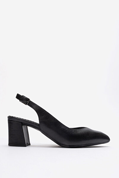 Dericlub Woman's pointed toe thick heeled shoe real leather mtd 24118 black