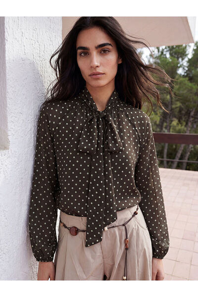 LC Waikiki Vizyon New Season Scarf Collar Polka Dot Pack Blouse