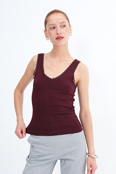 Addax Lace Collar Undershirt A1450