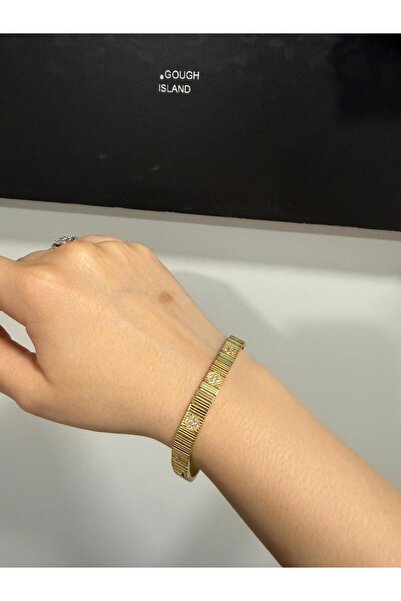 Amora Perla Jewelry 925 Ayar Gold Kaplama Taşlı Kelepçe Bileklik – Minimal Çi...