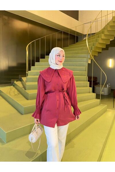 Sara Deluxe Vintage Collar Embroidered Poplin Shirt