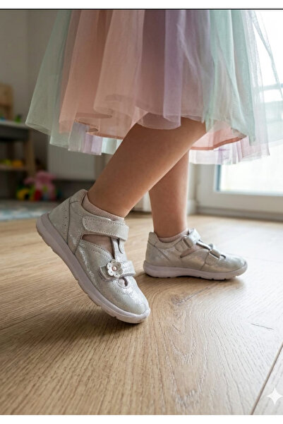 Turkuaz Ayakkabı Shiny silver girl's shoes