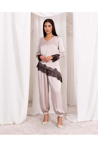 the desire wear بلوزة دايانوجال دانتيل - لون عاجي بيج