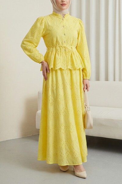 Modamorfo Elastic Sleeves, Belted, Lined, Pearl Buttoned, Scalloped Linen Sui...
